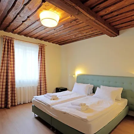 Hotel Kavalir 3*