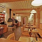 Hotel Kavalir 3*