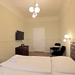 Kavalir Otel 3*