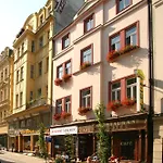 Kavalir Otel 3*