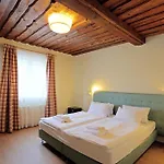 Otel Kavalir 3*