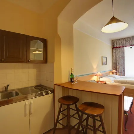 Kavalir Hotel