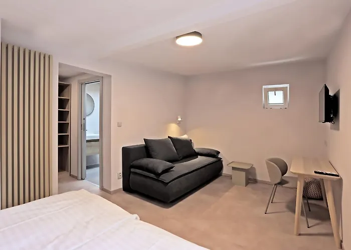 Hotel Kavalerie 3*
