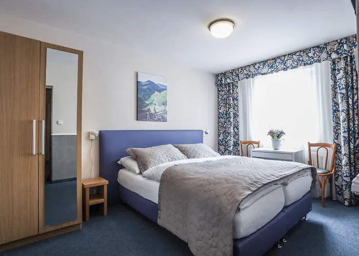Kavalerie 3* Karlovy Vary
